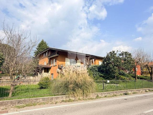 Villa in vendita a Trescore Balneario BG