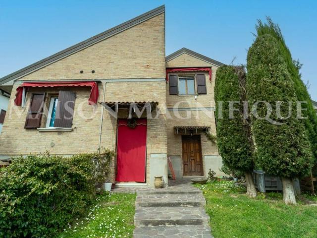 Villa in vendita a Tresignana FE