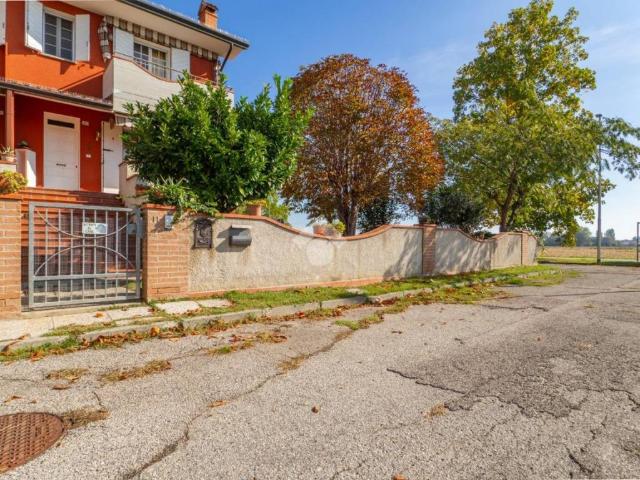 Villa in vendita a Tresignana FE