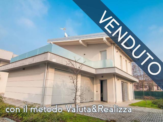 Villa in vendita a Treviglio BG