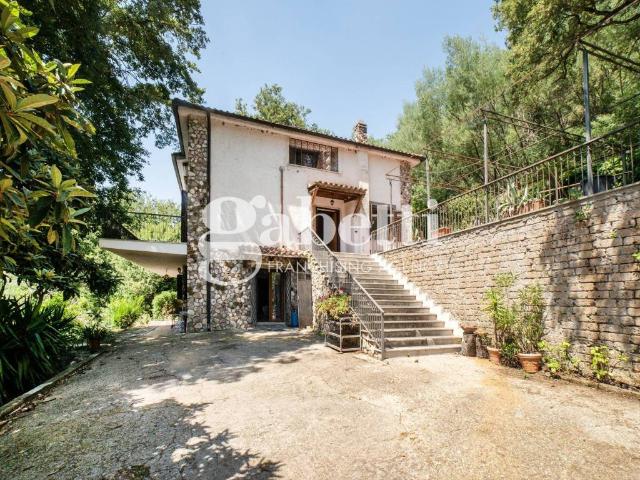 Villa in vendita a Trevignano Romano RM