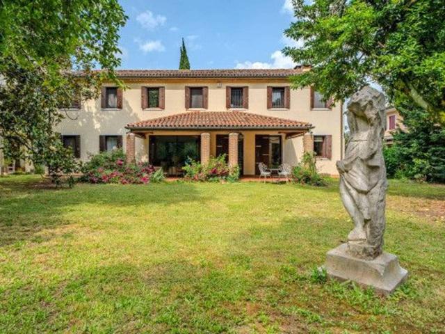 Villa in vendita a Treviso