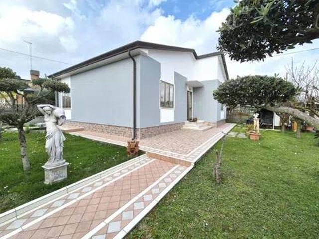 Villa in vendita a Treviso TV