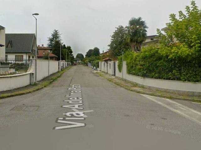 Villa in vendita a Trezzano sul Naviglio MI