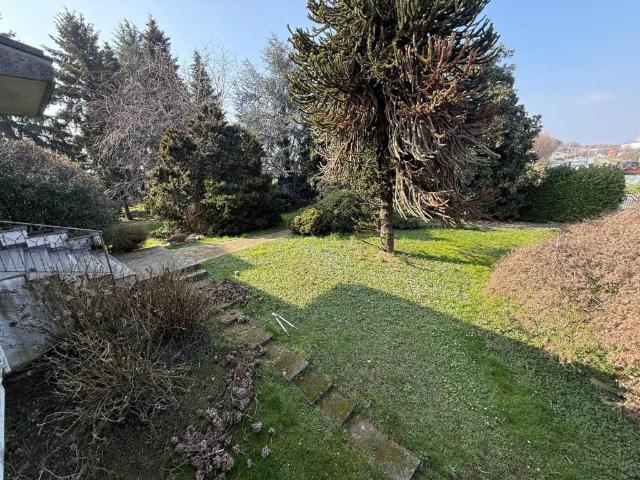 Villa in vendita a Trezzo sull'Adda MI
