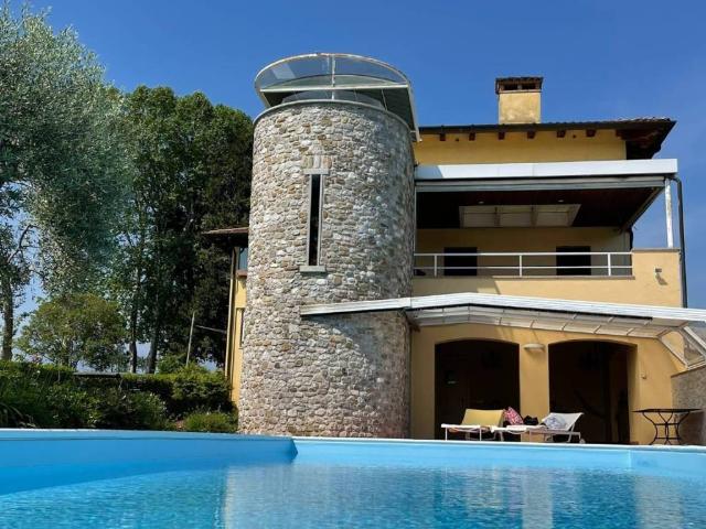 Villa in vendita a Tricesimo UD