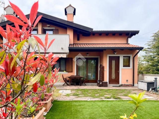 Villa in vendita a Trieste TS