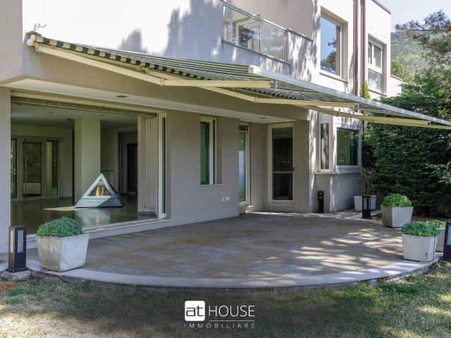 Villa in vendita a Trieste TS