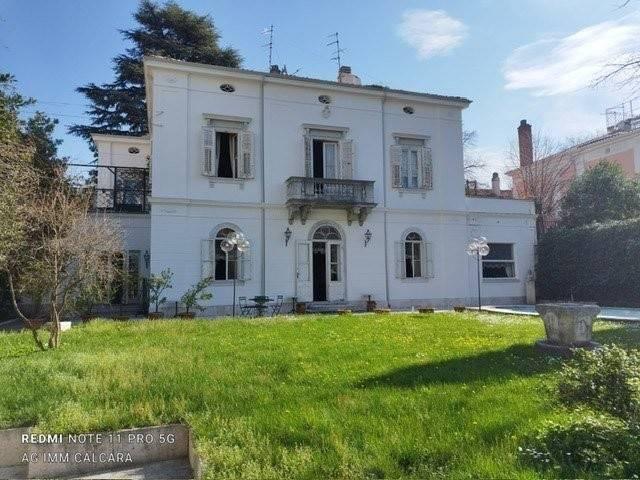 Villa in vendita a Trieste TS