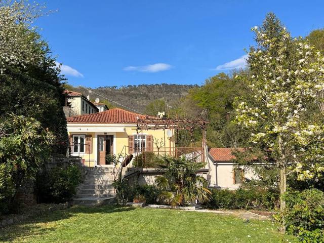 Villa in vendita a Trieste TS