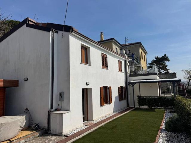 Villa in vendita a Trieste TS