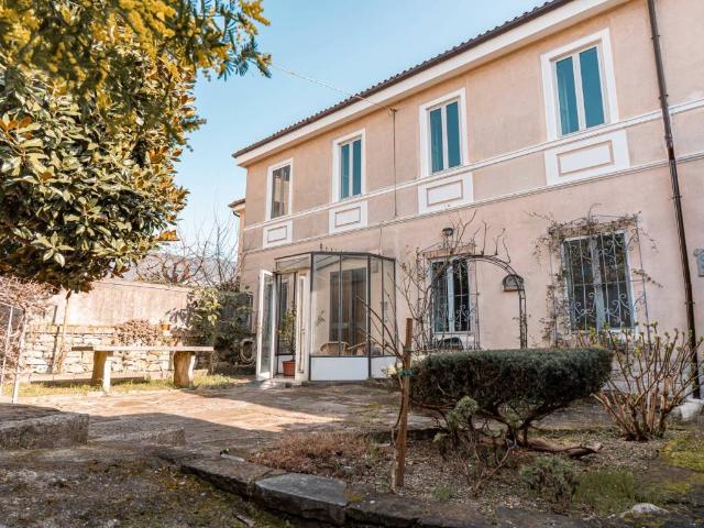 Villa in vendita a Trieste TS