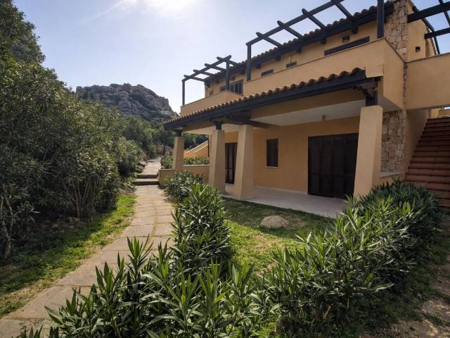 Villa in vendita a Trinità d'Agultu e Vignola OT