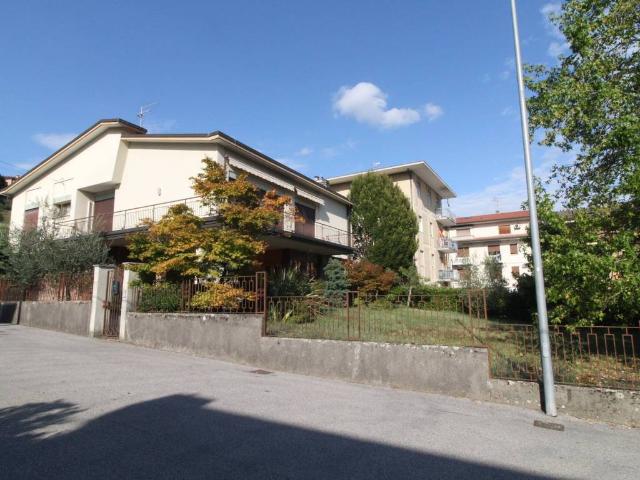 Villa in vendita a Trissino VI