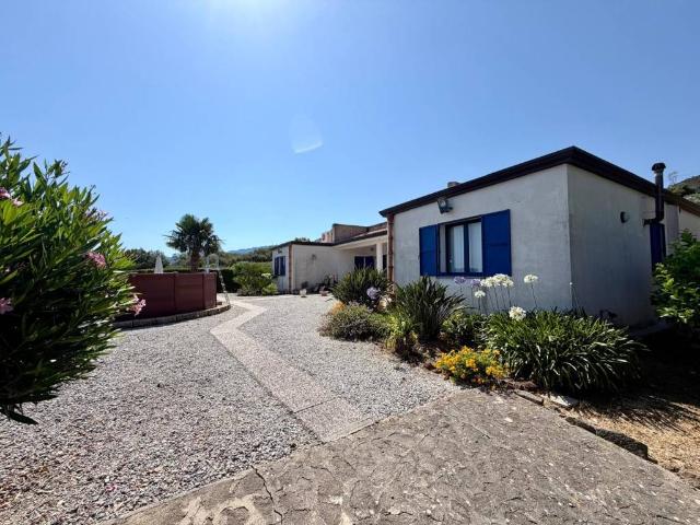 Villa in vendita a Tripi Abakainon ME