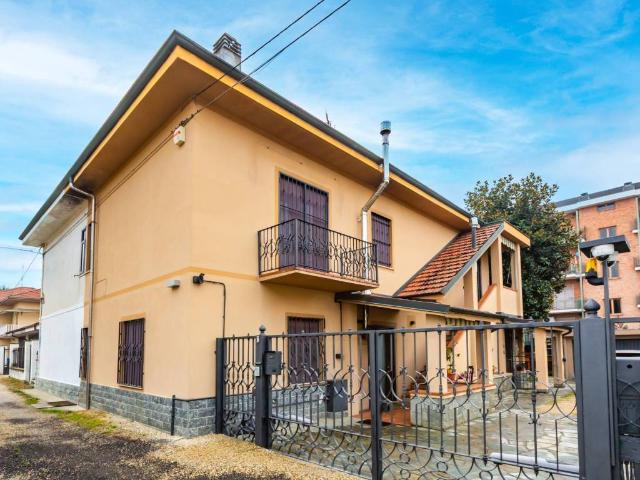 Villa in vendita a Trofarello TO