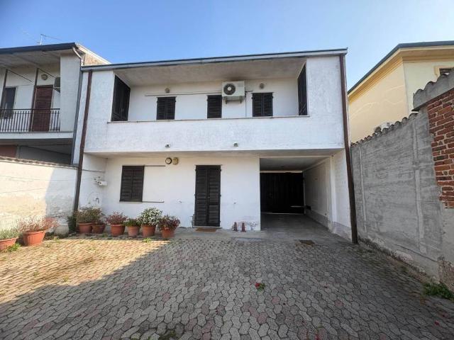 Villa in vendita a Tromello PV