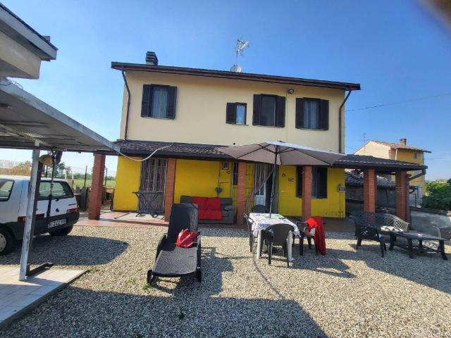 Villa in vendita a Tromello PV