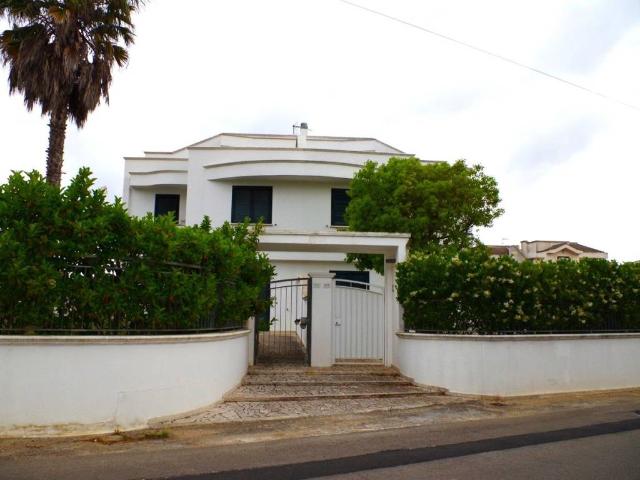 Villa in vendita a Tuglie LE