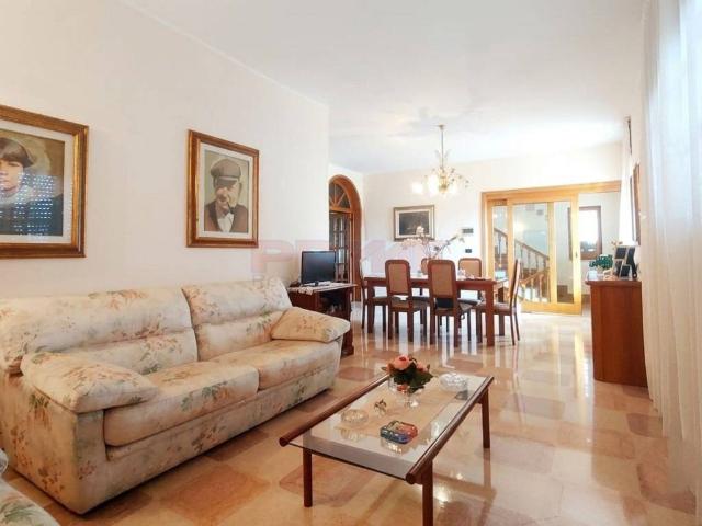 Villa in vendita a Tuglie LE