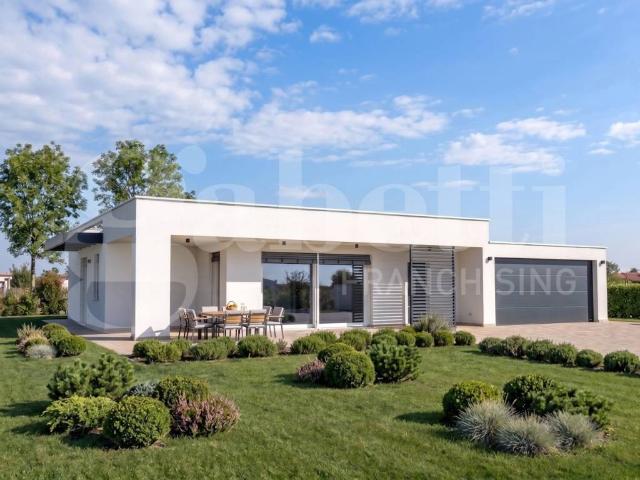 Villa in vendita a Turate CO
