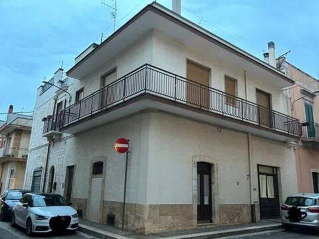 Villa in vendita a Turi BA