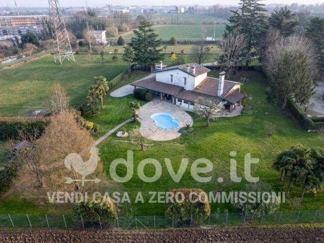 Villa in vendita a Udine UD