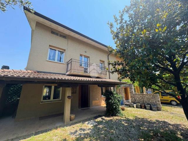 Villa in vendita a Udine UD