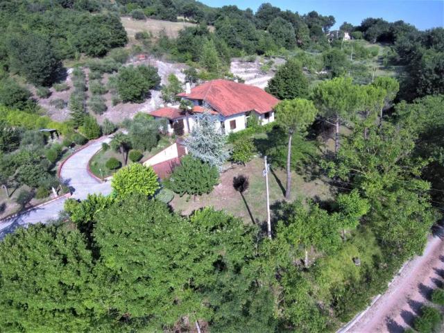 Villa in vendita a Urbino PU
