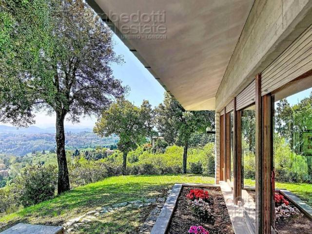 Villa in vendita a Urbino PU