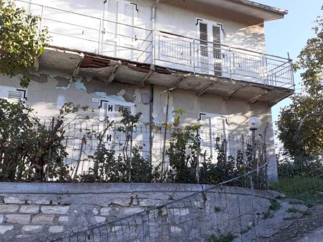 Villa in vendita a Urbino PU