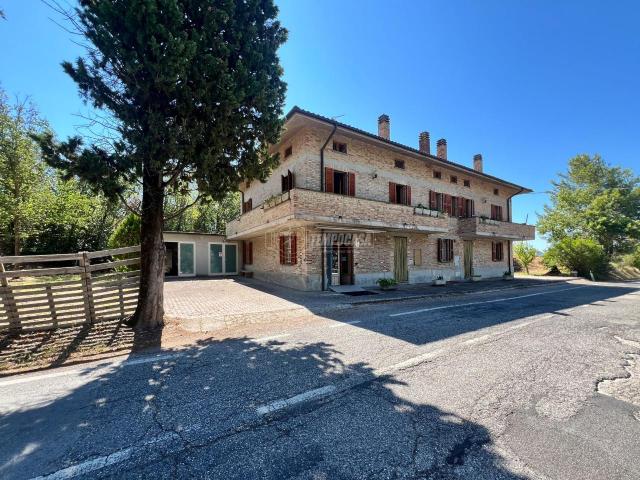 Villa in vendita a Urbino