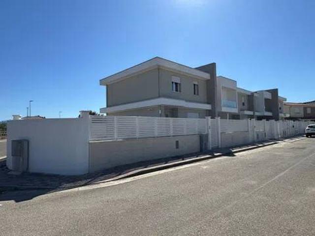 Villa in vendita a Uta CA