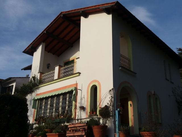 VILLA in VENDITA a UZZANO