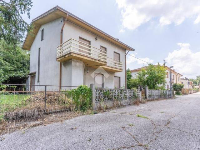 Villa in vendita a Voghiera FE