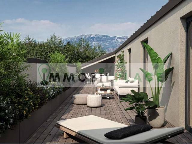 Villa in vendita a Volano TN