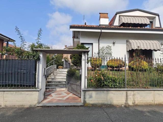 Villa in vendita a Volpiano TO