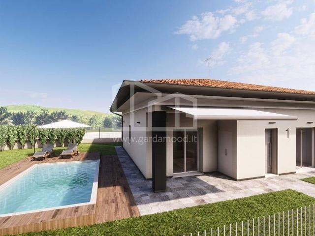 Villa in vendita a Volta Mantovana