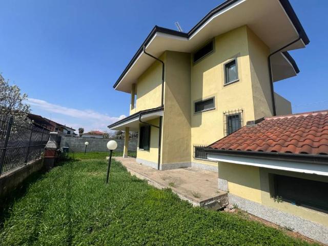 Villa in vendita a Vauda Canavese TO