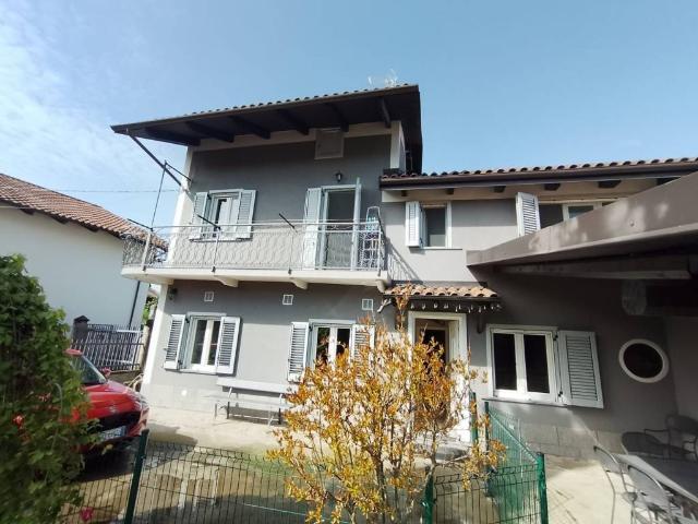 Villa in vendita a Vauda Canavese TO