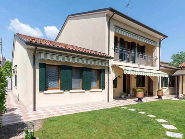Villa in vendita a Vazzola TV