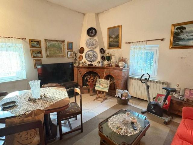 Villa in vendita a Vado Ligure SV