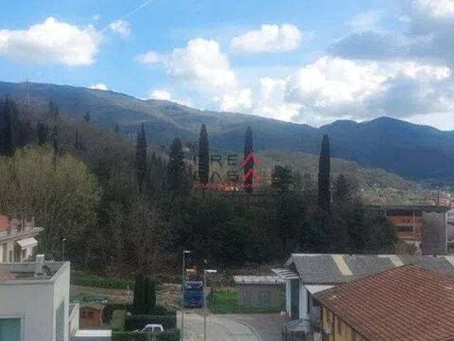 Villa in vendita a Vaiano PO