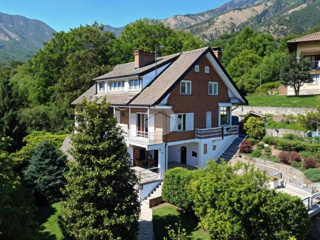Villa in vendita a Val della Torre TO