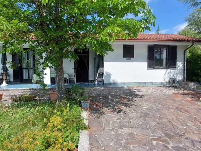 Villa in vendita a Val di Nizza PV