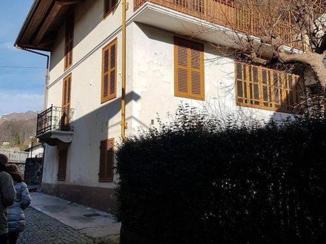 Villa in vendita a Valchiusa TO