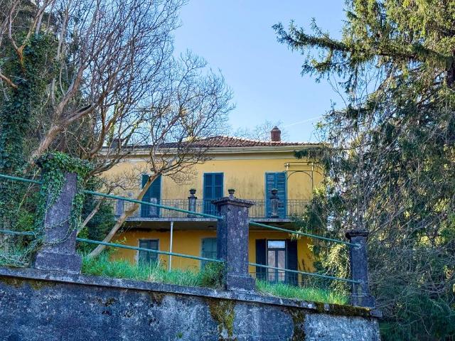 Villa in vendita a Valgreghentino LC