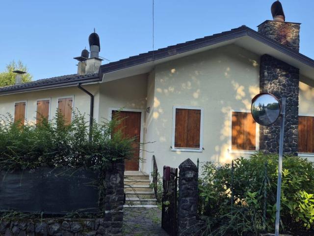Villa in vendita a Valdagno VI