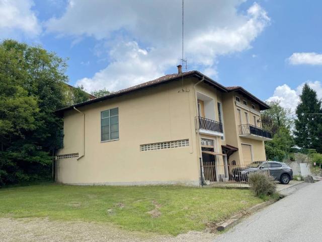 Villa in vendita a Valdilana BI