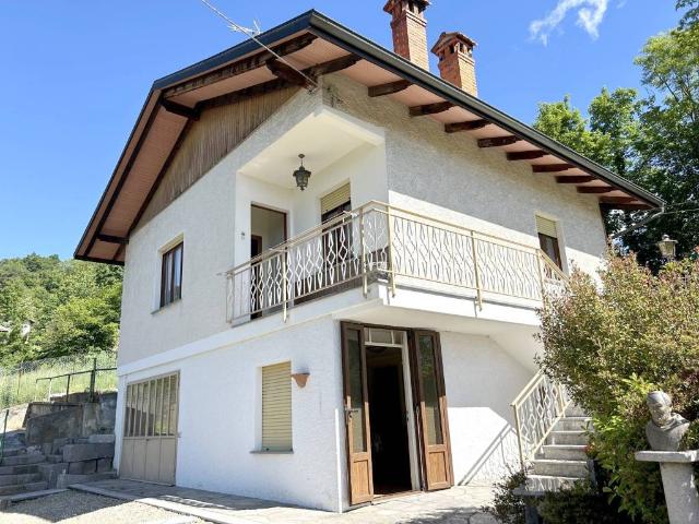 Villa in vendita a Valdilana BI